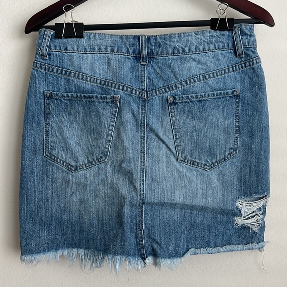 Forever, 21 denim mini skirt - Picture 5 of 6